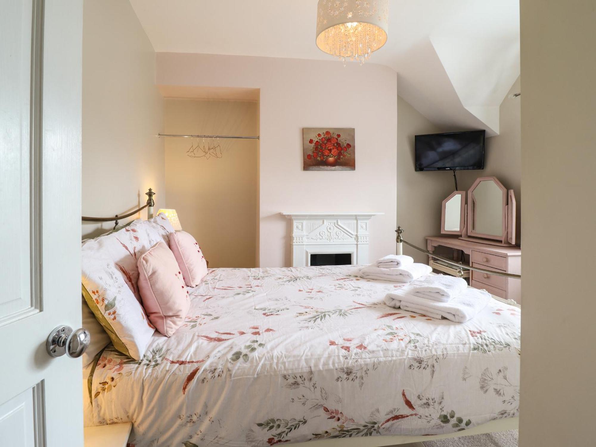 Artro View Villa Ланбедър Екстериор снимка